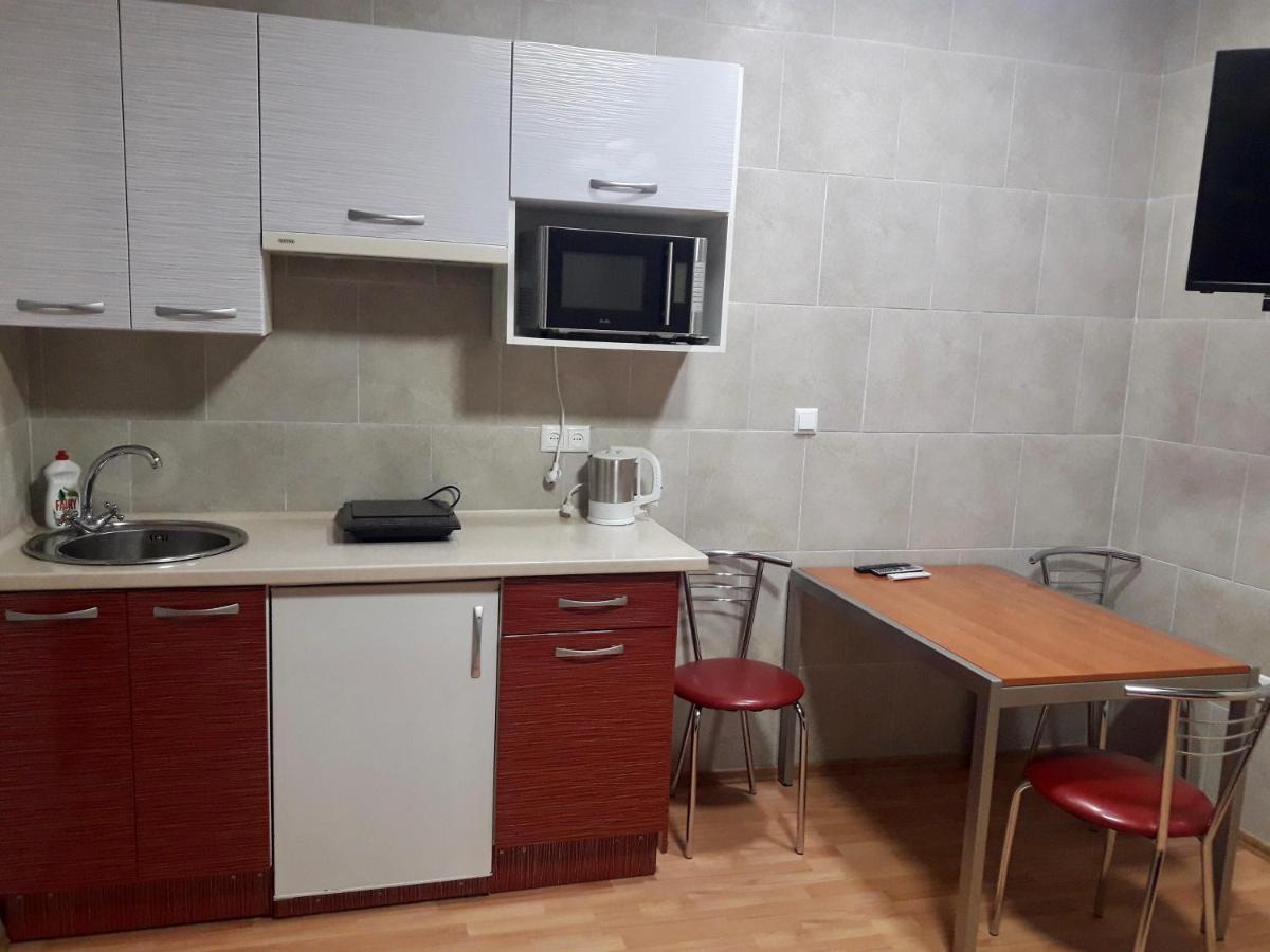 Smart Studio-Біля Вокзалу-Недалеко Від Центру-Городоцька 131 إلفيف المظهر الخارجي الصورة